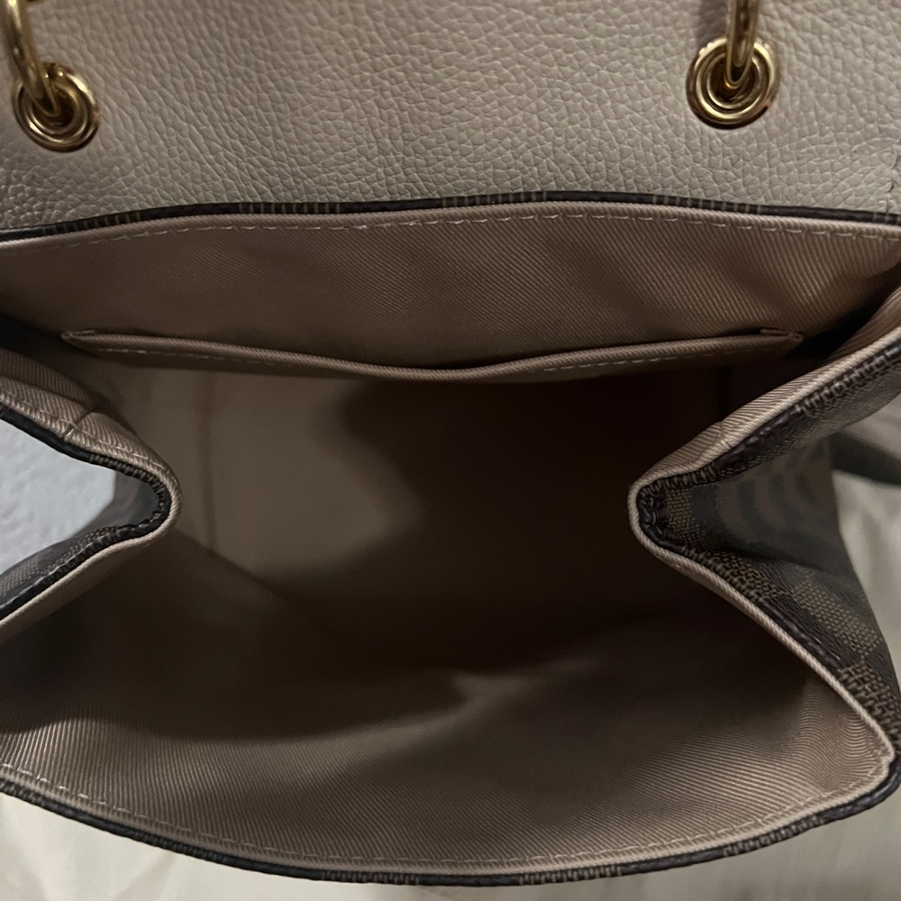 Louis Vuitton Clapton - Picture 5 of 12